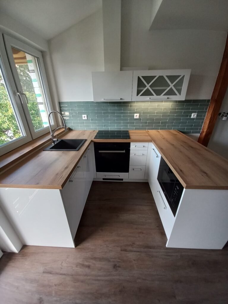 6b025f8e-3e9d-435e-8970-d208d7ed2a13